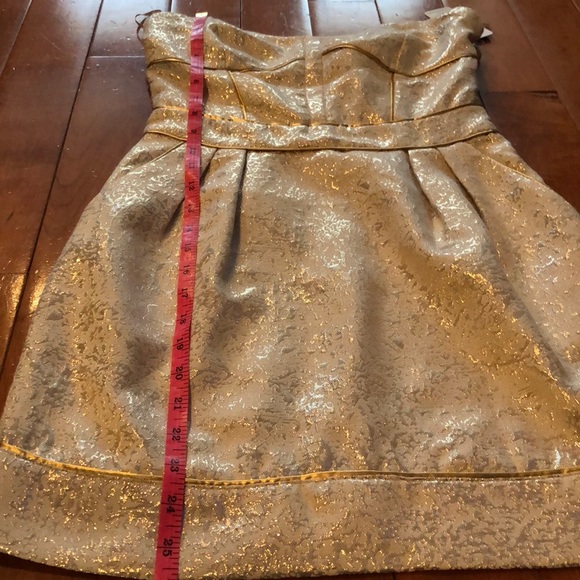 NWT adorable strapless dress - Picture 8 of 8